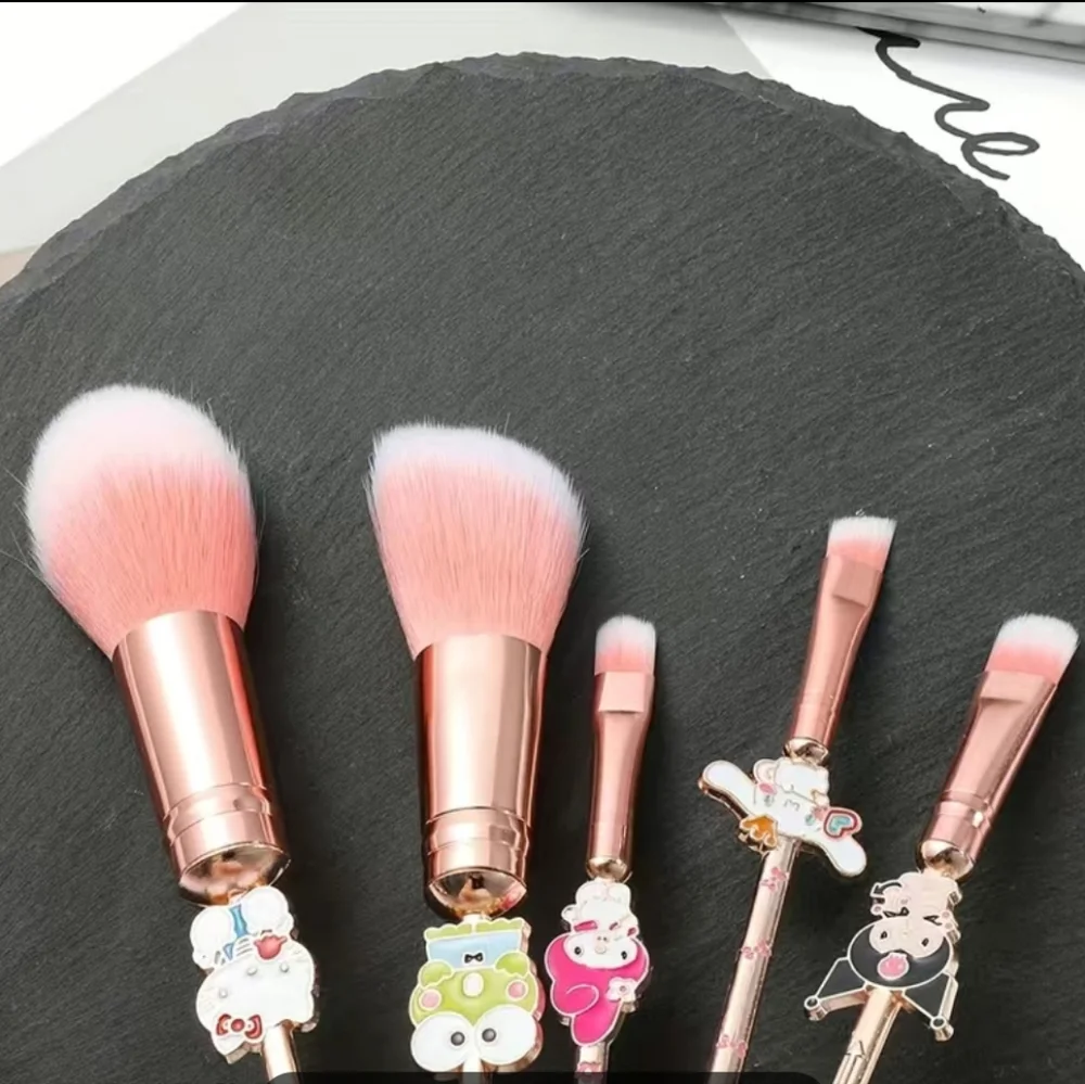 Sanrio Hello Kitty Makeup Brush Set
